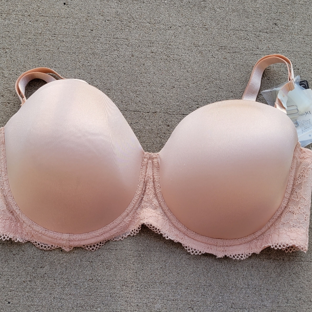 Interchangeable beige bra